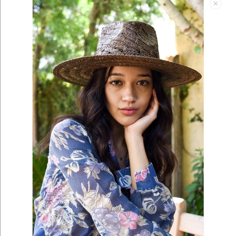 Host Pick ! SALE 🥰🤩! Wyeth chocolate woven straw rancher hat